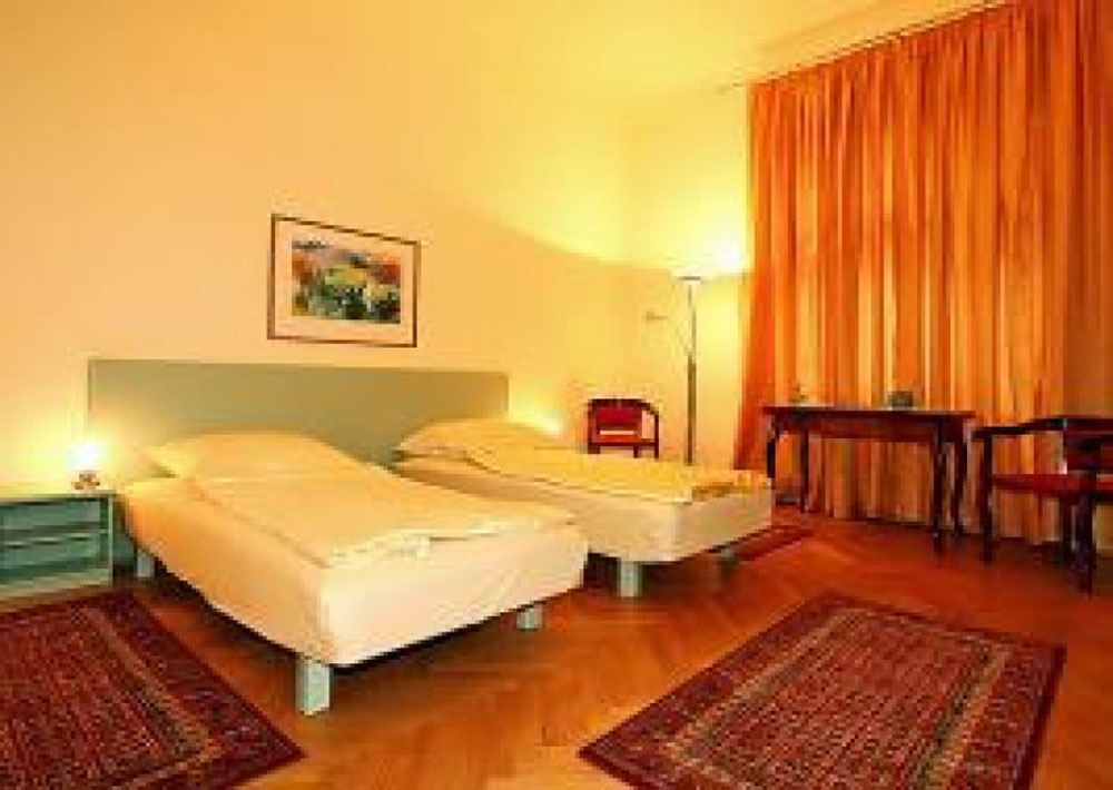 شقة من 4 غرف 104 أم2 في الطابق الثاني بودابست